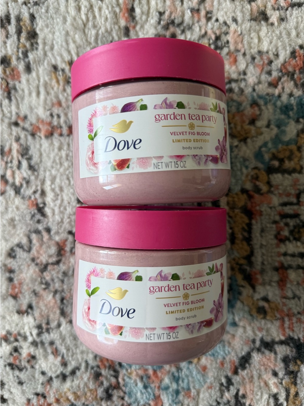 NEW- Dove Garden Tea Party Velvet Fig Bloom Body Scrub